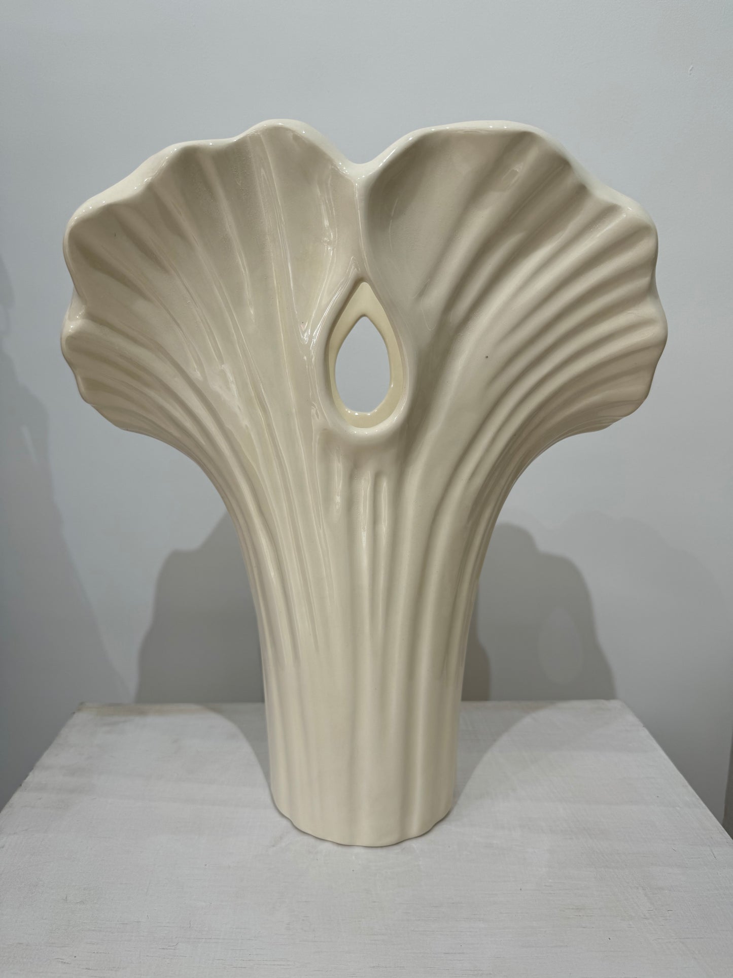 GINKGO VASE