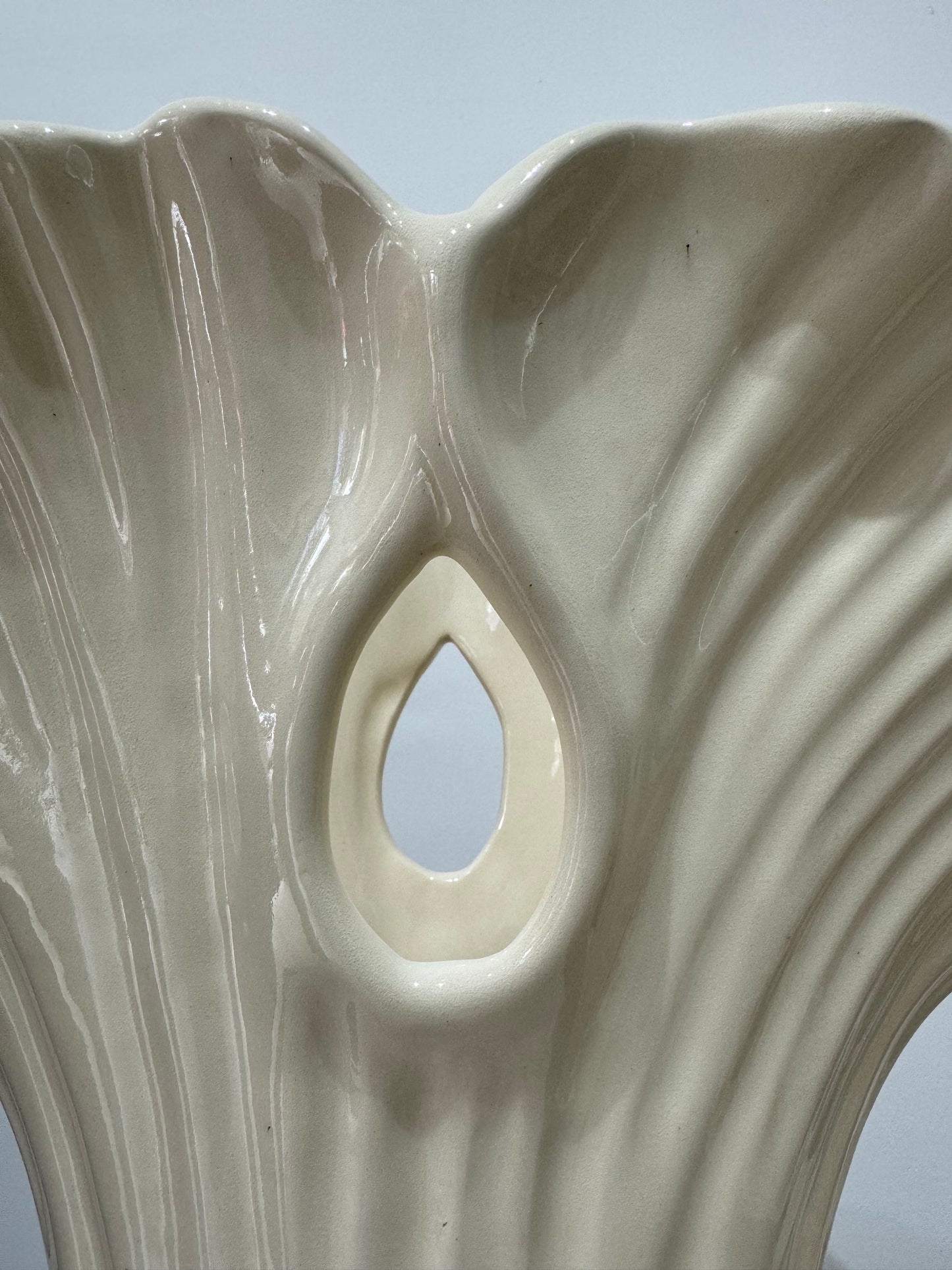 GINKGO VASE